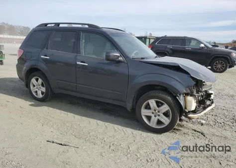 2010 Subaru Forester 2.5X Limited из США, поврежденный, VIN JF2SH6DC2AH718811